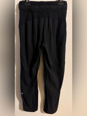 Lululemon Dance Studio Mid-Rise Cropped Pant